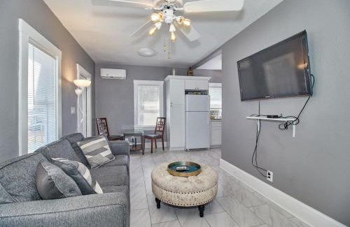 Oakford Park House | Gorgeous Loft Apartment Centrally Located Tampa