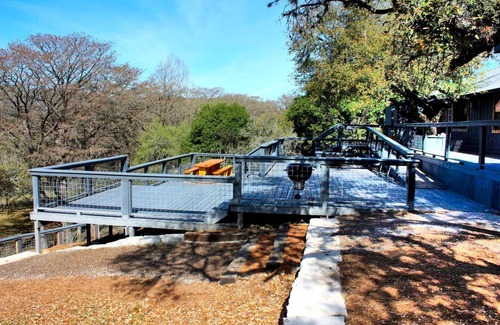 Bandera Cabin | Gorgeous Medina River Cabin with a Spacious Deck Ideal for Vacations in Texas