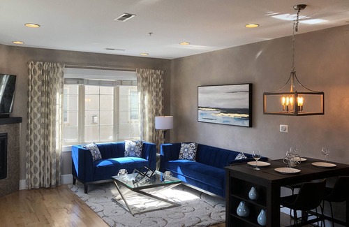 Washington Park West House | Gorgeous Modern Wash Park Townhouse with Rooftop Deck & Firepit