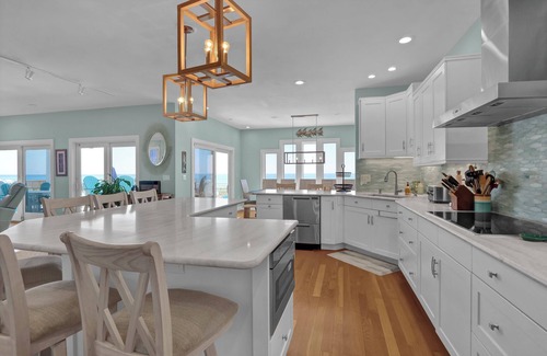 Carolina Beach House | Gorgeous Oceanfront House with Pool and Spa!