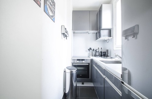 Porte-Dauphine Apartment | Gorgeous Paris EIFFEL TOWER