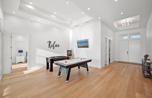 Palm Harbor House | Gorgeous, pet-friendly home w. heated pool, game room