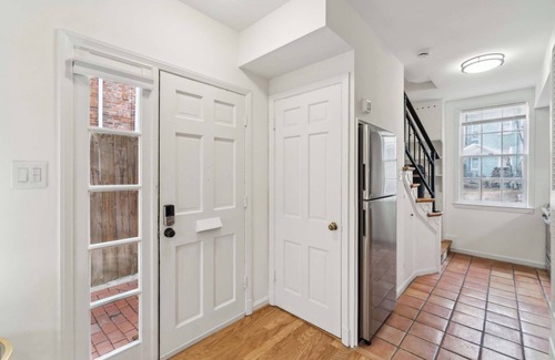 West End Apartment | Gorgeous small historic home next to GWU