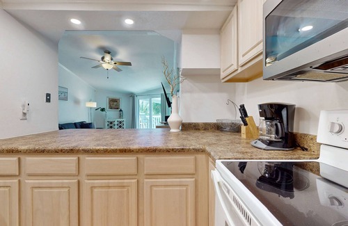 Villa Sabine Condo | Gorgeous Soundside Home close to everything and Beach Access