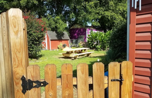 Hope Gardens House | Gorgeous, Spacious & Bright Home w/3 Full Baths ~ Walkable To Lower Broadway!