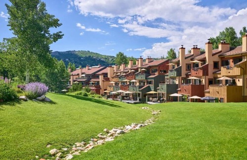 Snowmass Village Condo | Gorgeous View, Renovated- Great Location -Washer/Dryer