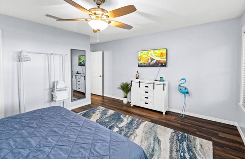 East Pensacola Heights House | Gorgeous Water View! Quiet 3BR/2B Townhome