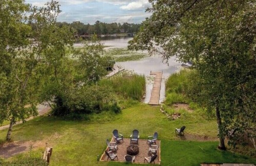 Breezy Point House | Gorgeous Waterfront Retreat
