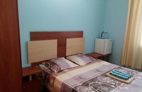 Zavodskoy District Hotel | Gostinitsa Chizhovka