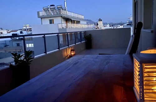 Heraklion Apartment | ★ GPK Bright & Stylish 4BR | Central Getaway | Free Parking