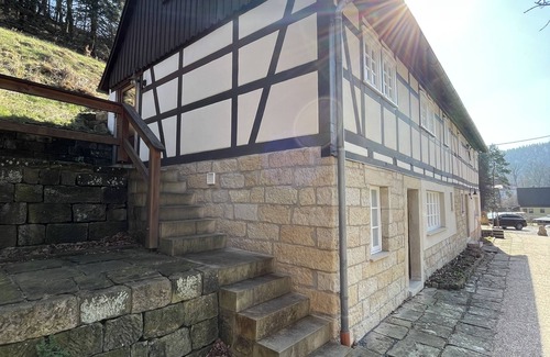Prossen Apartment | Gründelstube - Gemütliche, Große Ferienwohnung in der Nähe von Bad Schandau