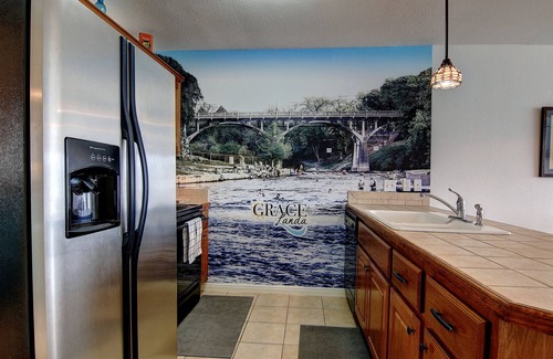 New Braunfels Condo | Gracelanda Ww C302 1 Bedroom Condo by RedAwning