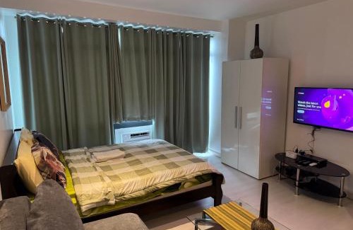 Downtown Apartment | Gramercy Residences Studio With Balcony City View
