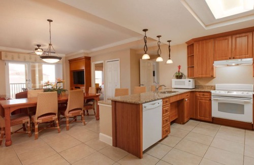 West Kissimmee Resort | Grand 5 Beds/Baths Presidential Suite Close To World Famous Theme Parks