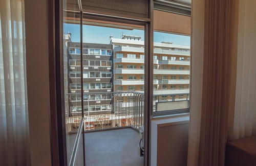 Boavista Apartment | Grand Apartment Mercado BOM Sucesso by Vacationy