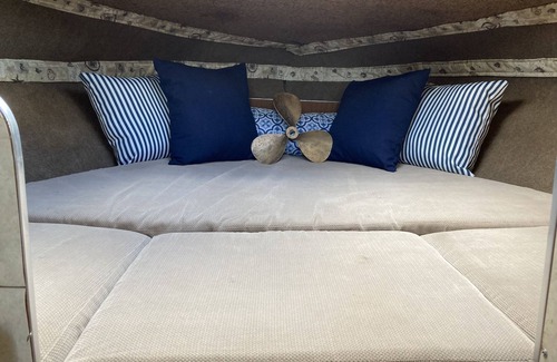 Valle Boat Rental | Grand Canyon Land Yacht at Gopher it Acres