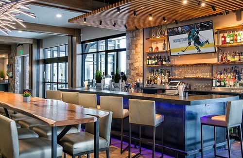Peak 8 Resort | Grand Colorado on Peak 8 - Ski-in/Out, Luxury 2 Bdrm, Sleeps 8, Kitchen, Laundry