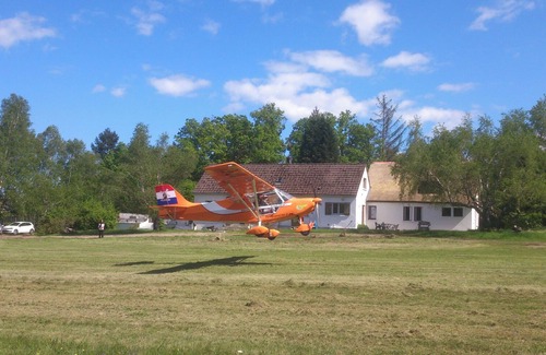 Eyrein House | GRAND GITE & son LAC (1 to 15 people)