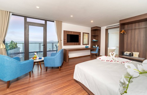 Tho Quang Beach Hotel | Grand Gold Hotel