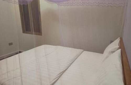 Jinja Cabin | Grand Grove Villa