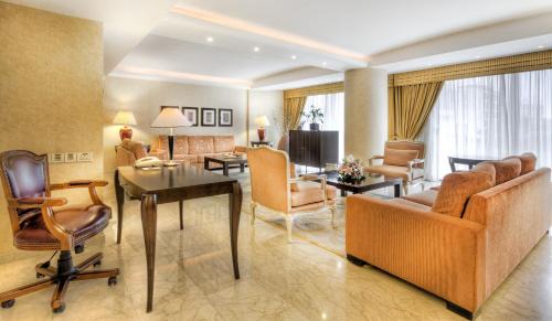 Neos Kosmos Hotel | Grand Hyatt Athens