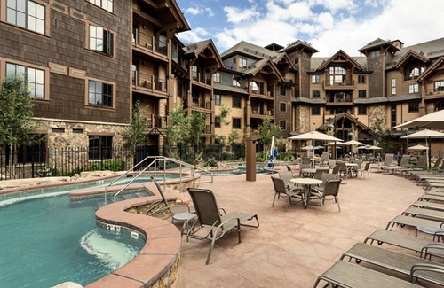 Breckenridge Resort | Grand Lodge on Peak 7, Luxury Ski-in/out resort in Breckenridge