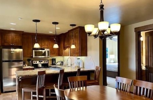 Breckenridge Resort | Grand Lodge, Peak 7, Ski-In/Out, Fireplace, Hot Tub