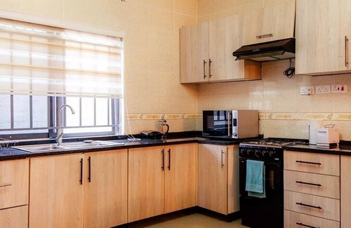 Chiawa Conservancy House | Grand Lusaka Escape w/Private Pool – Sleeps 20+