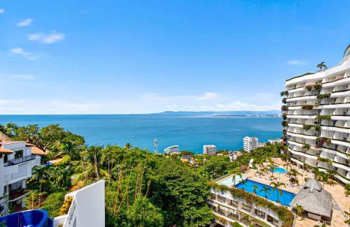 Conchas Chinas Apartment | Grand Miramar A502