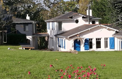 Suce-sur-Erdre House | Grand "nid de L'erdre" Avec Spa et Accès Rivière