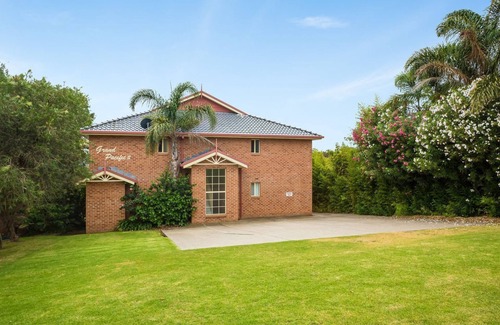 Narooma Apartment | Grand Pacific 2 Unit 1 - Ground Floor