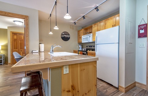 Driggs Condo | Grand Teton & Yellowstone Parks! New Updates! Hot tubs & Gym! Super Clean!