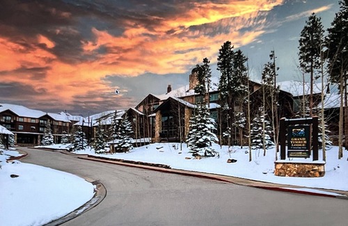 Peak 9 Cabin | Grand Timber Lodge - Relaxed Luxury in the Heart of Breckenridge