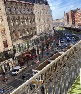 Inner City Budapest Apartment | Grand View Apartment