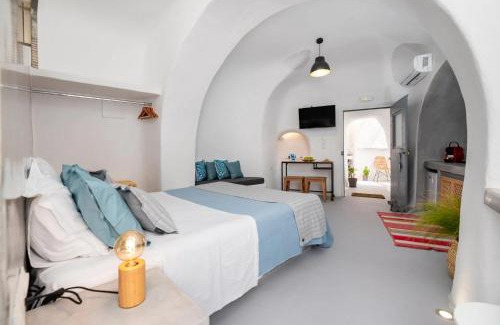 Karterados Villa | Grand Villa Suite near the Archaeological Museum