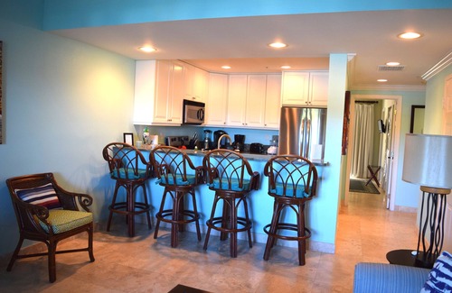 Estate Enighed Condo | Grande Bay SUNSWEPT Beachfront 1 BR, Great Views!