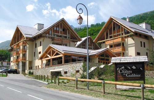 Valloire Apartment | Grande Chambre Familiale | Sauna | Casiers de Ski