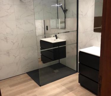 Travexin House | Grande maison à à Bresse avec jacuzzi cheminée et jardin Idéal pour les familles et amis