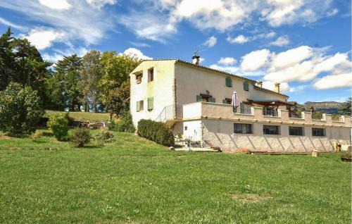 Noyers-sur-Jabron House | Grande Maison