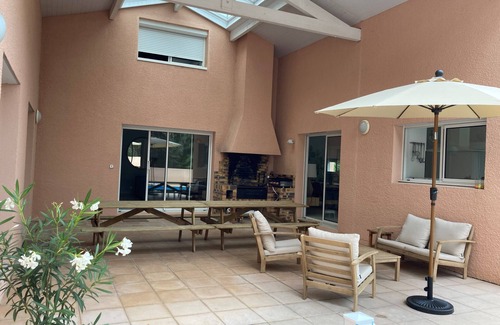 Biscarrosse Villa | Grande Villa Confortable Avec Piscine, 14 Personnes lac et Golf de Biscarrosse