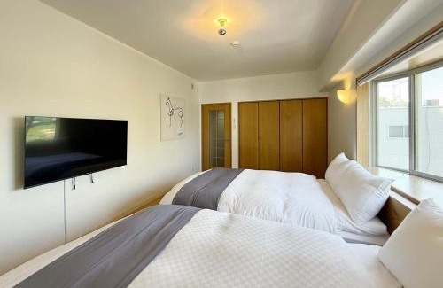Hiroshima City Centre Apartment | Grandeur by b hotel - Bright Riverside Studio Walk to Peace Park