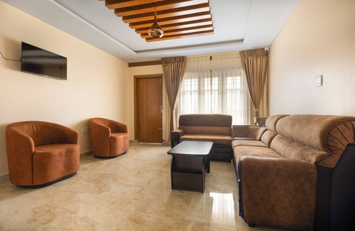 Pudumund Apartment | Grandis Inn By Avkanz