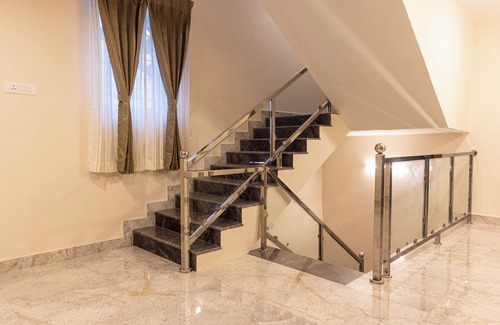 Pudumund Apartment | Grandis Inn By Avkanz