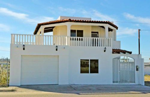 Ferrocarrilera House | Grandparents House