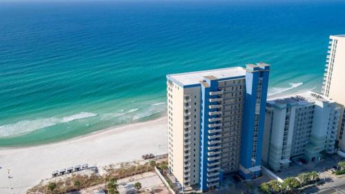 Long Beach Apartment | Grandview East 502