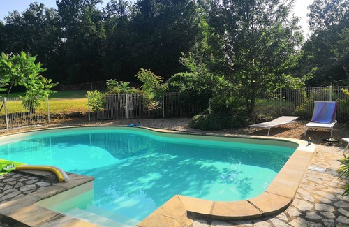 Coux-et-Bigaroque-Mouzens House | Grange et Gîte au Calme Avec Terrasses et Piscine, Idéal Pour Séjour Familial
