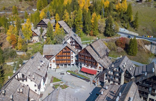 Champlas du Col Apartment | Grange Hike & Ski - 35C Sestriere