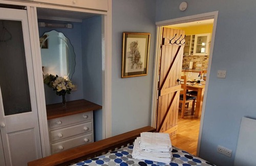 Mumbles Ski Chalet | Granny Shells in the beautiful Swansea