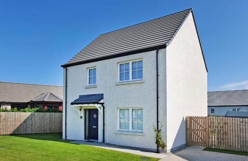 Dornoch House | Grant Crescent