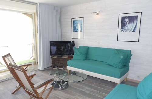 Le Grau-dʼAgde Apartment | GRAU D'AGDE: Seafront 3-room apartment.
